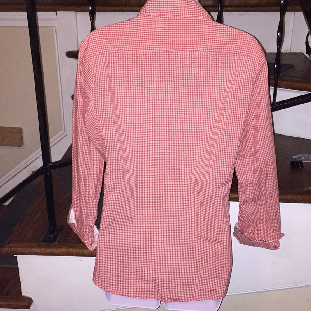 Perfect for gingham button down. - Picture 4 of 5
